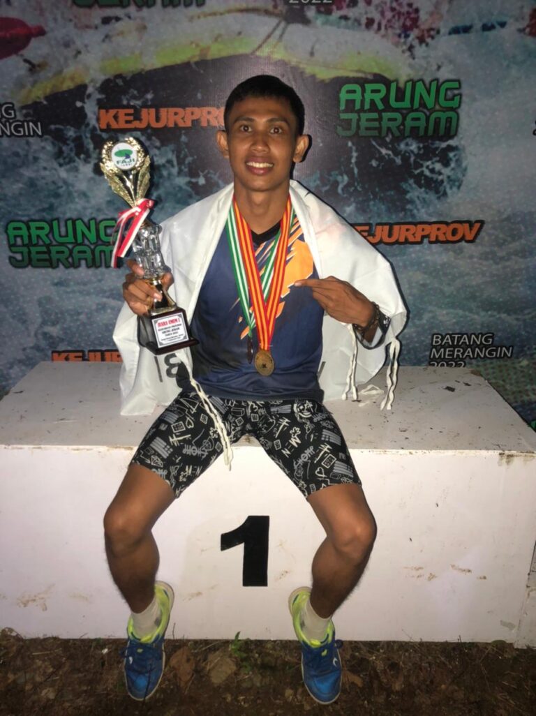 Junaidi Saputra, Mahasiswa Pendidikan Sejarah Akan Mewakili Provinsi Jambi pada Kejurnas Arung Jeram di Jawa Timur